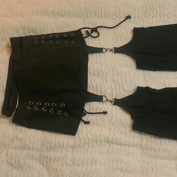 Black Lace-Up Garter Skirt Set - Picture 1 of 6